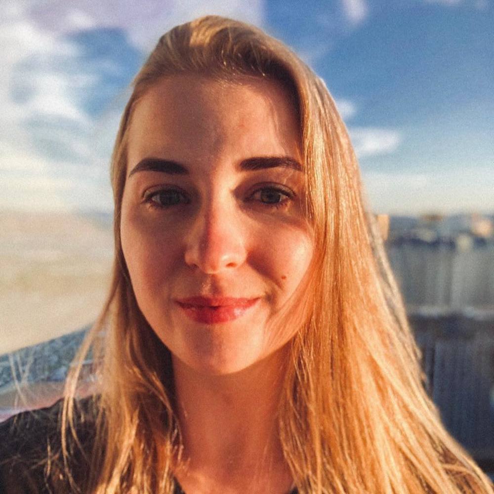 Meet your Posher, Evgenia